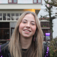 Tess Van Olffen